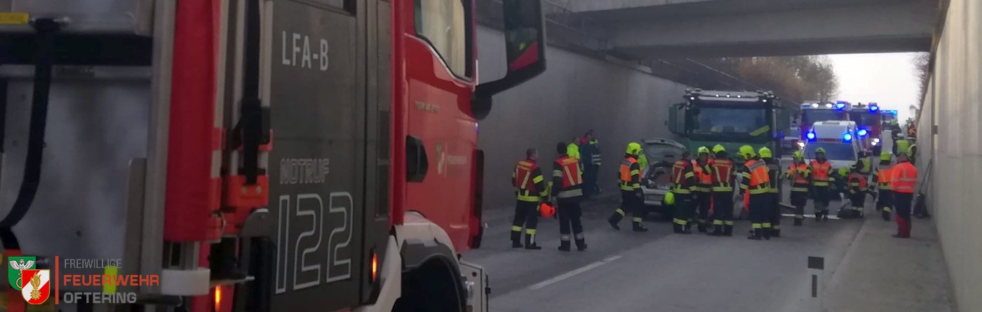 03.03.2026 - Einsatz Personenrettung VU LKW